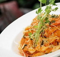 Toscanis Cafe Bar Restaurant - Local Tourism