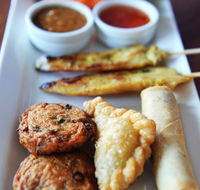 Mons Ban Sabai Thai Restaurant - Local Tourism