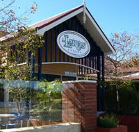 Lakers Tavern - Accommodation Australia