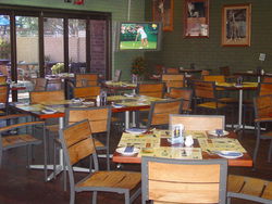 Hale Road Tavern - Accommodation Australia 0