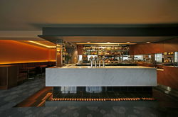 Customs House Waterfront Hotel - Australia Shopping 0