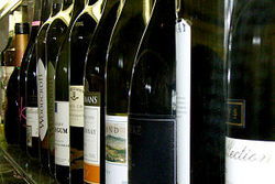 Kains Bar @ Riverview Hotel - Australia Shopping 1