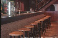 Queens Head - Australia Shopping 1