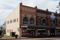 Collaroy Beach Hotel - Accommodation Australia 2