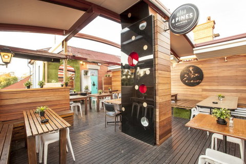 The Fox Hotel - Accommodation Australia 6