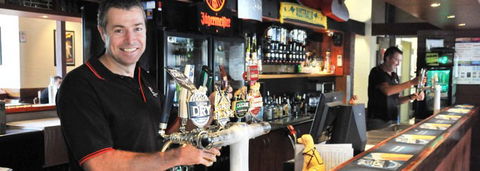 Brougham Arms Hotel - Accommodation Australia 1