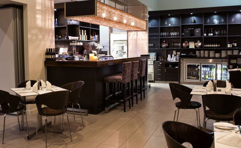 Coco's At Seaspray - Australia Shopping 1