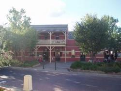 Alpine Hotel - Bed n Breakfasts 0