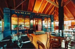 Willie McBrides Irish Bar - Accommodation Australia 1