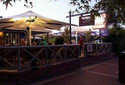Settlers Tavern - Accommodation Australia 1