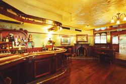 Willie McBrides Irish Bar - Accommodation Australia 2