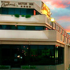 Batemans Bay Soldiers Club - Local Tourism 0