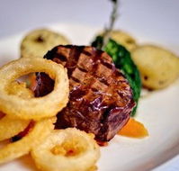 Grumpys Barefoot Bar Steak  Seafood Grill - Accommodation Australia