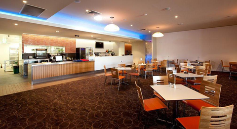 The Avenues Hotel Townsville - Accommodation Australia 3