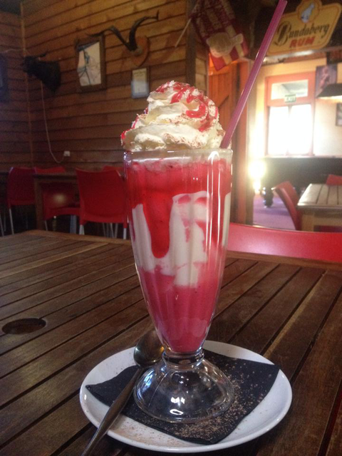 The Caves Country Pub - Local Tourism 3
