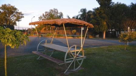 Back O' Bourke Motel - Local Tourism 8