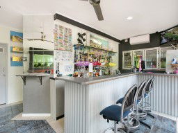 Cairns Rainbow Resort - Local Tourism 0