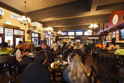 P.J. Gallagher's - Accommodation Australia 2