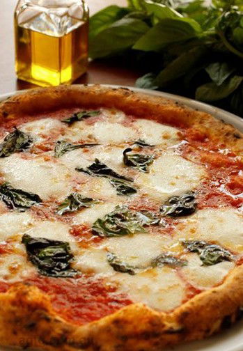 Via Napoli Pizzeria - Accommodation Australia 3