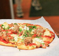 Bridgeview Hotel Bar  Dining - Local Tourism