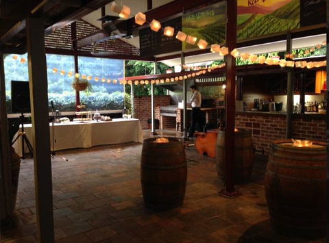 Mount Kembla Village Hotel - Local Tourism 2