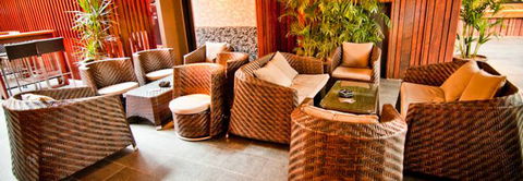 The Coach & Horses Hotel - Australia Shopping 1