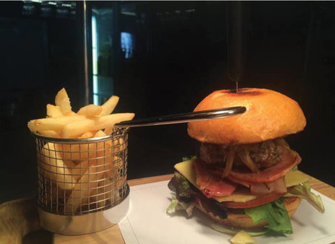 Fingal Bay Cellar Cafe - Australia Shopping 3