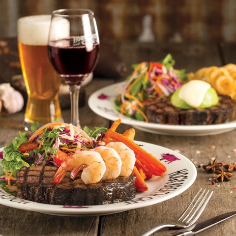 Hog’s Breath Cafe Rockhampton - Local Tourism 1