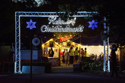 Hahndorf Christmas Market Walking Tours - Accommodation Australia 0