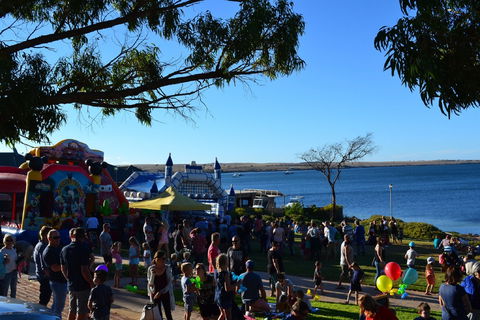 Streaky Bay New Years Eve Children's Festival And Fireworks - Local Tourism 1