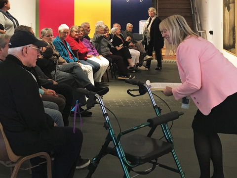 Accessible Art Tours In The Gallery - Local Tourism 0