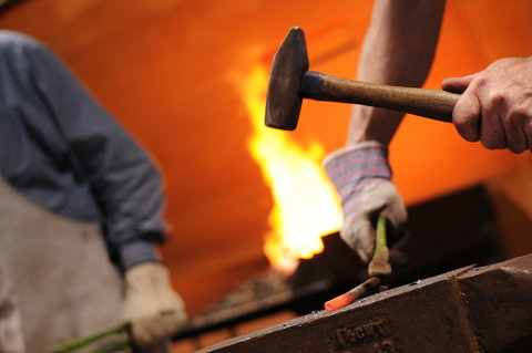 Blacksmithing Advanced Workshop - Local Tourism 0