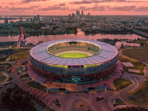 Geelong Cats V Collingwood - AFL Round 7 - Accommodation Australia 1