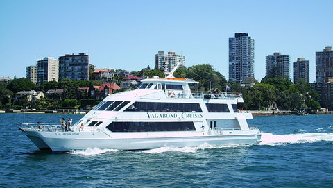 Australia Day Fireworks Dinner Cruise - Bed n Breakfasts 0