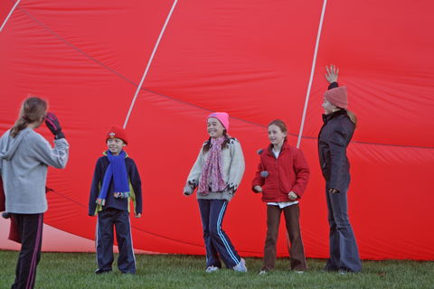 King Valley Balloon Festival - Australia Shopping 1