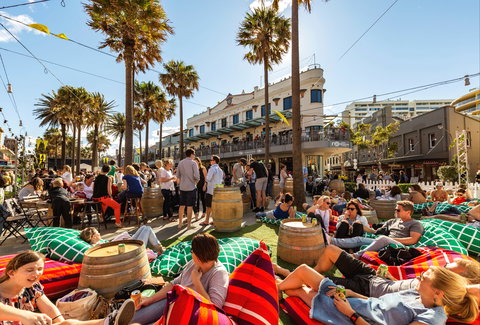 Manly Jazz - Bed n Breakfasts 2