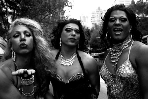 NIRIN: 22nd Biennale Of Sydney At Campbelltown Arts Centre - Australia Shopping 0