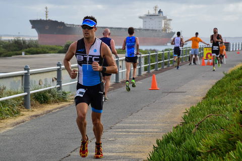 Sparke Helmore Newcastle City Triathlon - Accommodation Australia 0