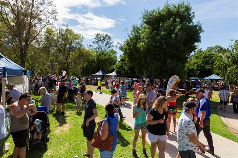 Swan Hill Farmers Market - Local Tourism 0