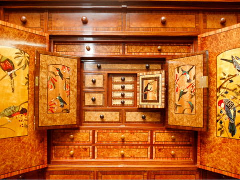 The Wonders Of The Hannah Cabinet - Local Tourism 0
