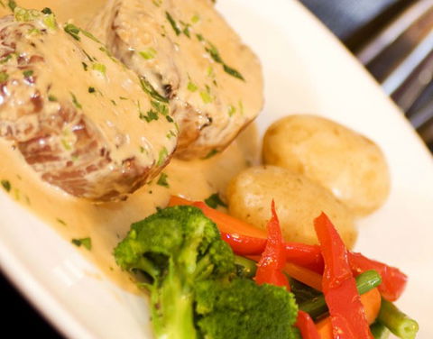 Pinocchios Restaurant - Local Tourism 1