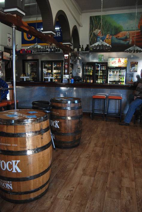 Four Iron Restaurant - Australia Shopping 2