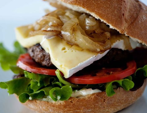 Moo Gourmet Burgers - Accommodation Australia 3