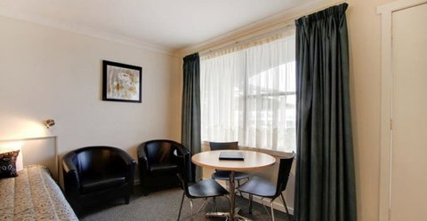 Tamar River Villas - Accommodation Australia 3