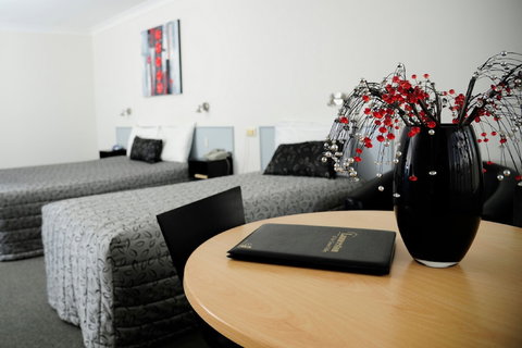 Tamar River Villas - Accommodation Australia 6