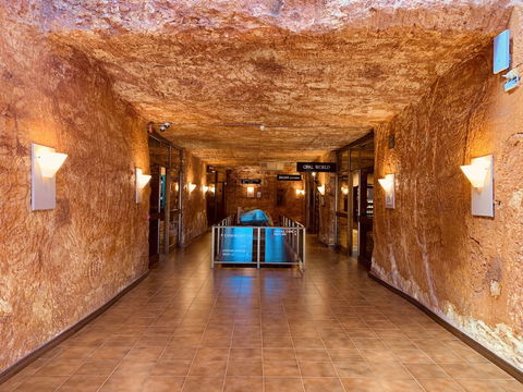 Desert Cave Hotel - Accommodation Australia 0