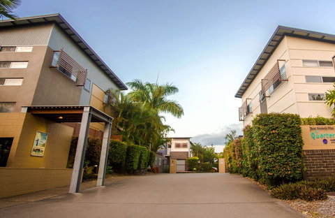 Best Western Plus Quarterdecks Retreat - Local Tourism 5