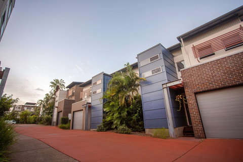 Best Western Plus Quarterdecks Retreat - Local Tourism 0