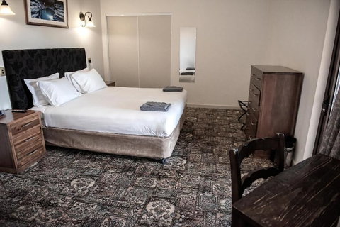 The Esplanade Hotel Port Hedland - Local Tourism 6