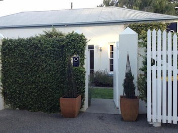 Oscars Waterfront Boutique Hotel - Accommodation Australia 3